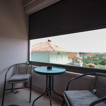 Apartment Two Bedroom Dunatov With Private Parking