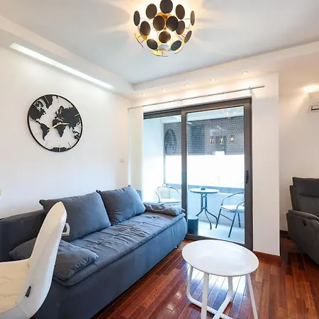 Two Bedroom Dunatov With Private Parking Apartment Zadar